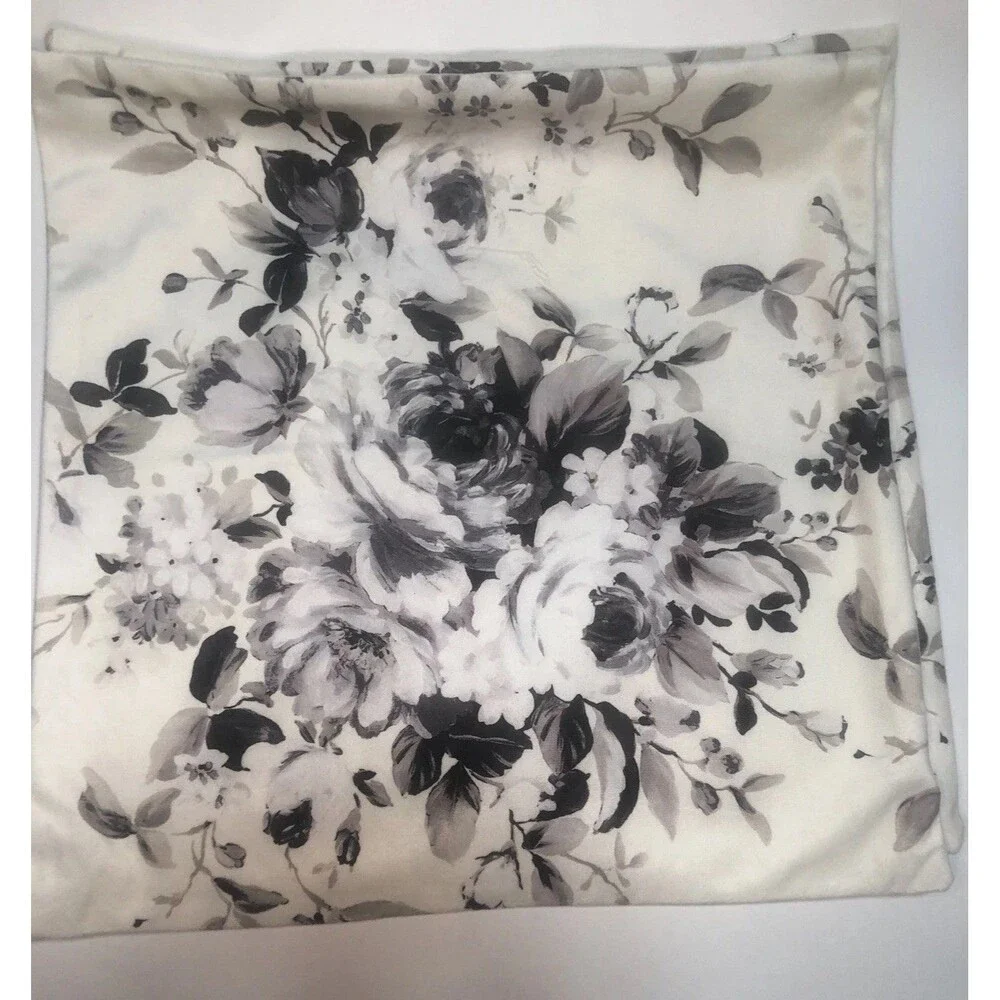 Black And White Flowers Pillow Case 17x17 2count House Decor